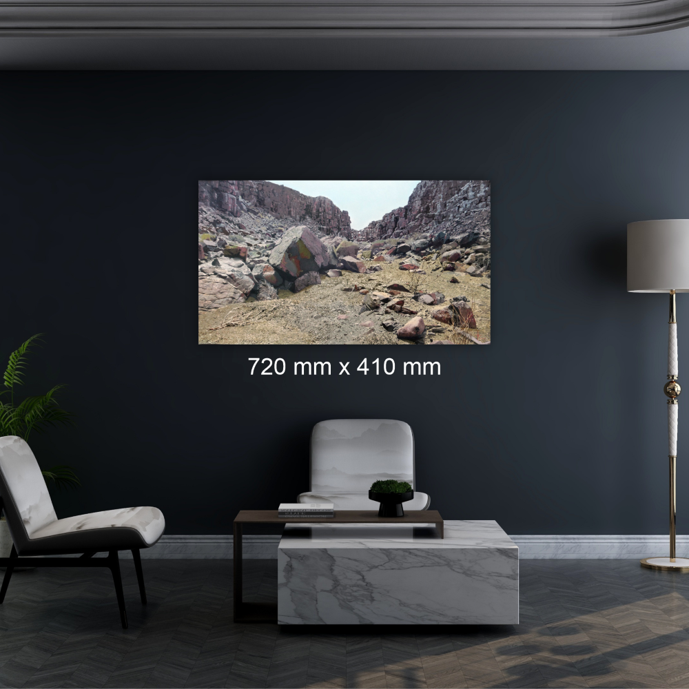 James Mooney <br>400N <br>720 mm x 410 mm